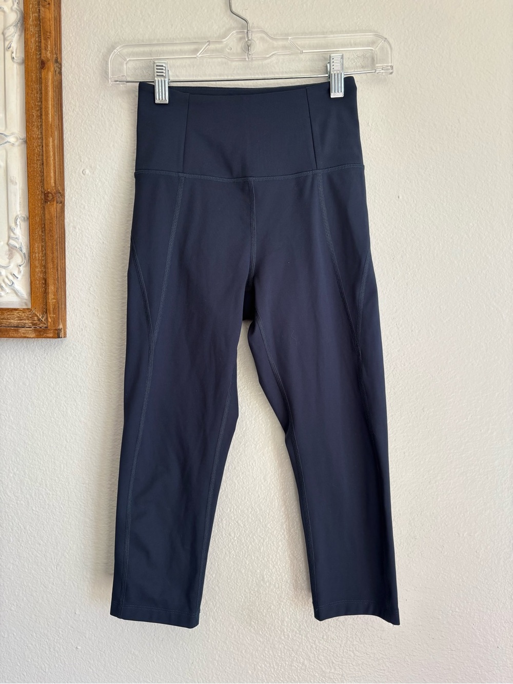 Girlfriend Collective women’s size XS navy blue High Waist Capri Leggings
